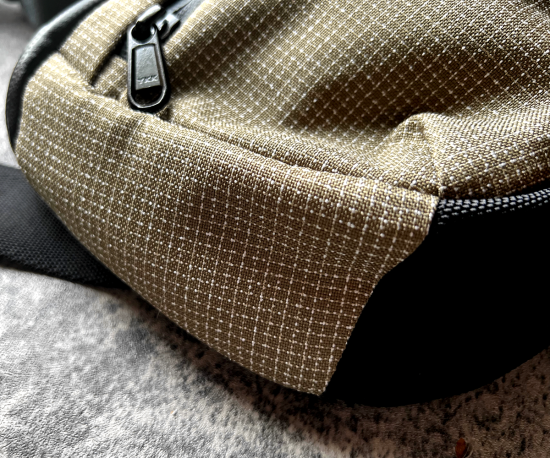 MinZ SLING mini グリーン（ファブリック）