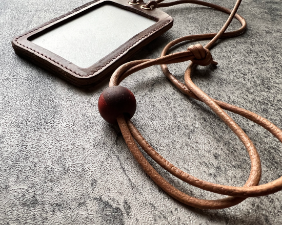 MP2L Horween leather Pass Case