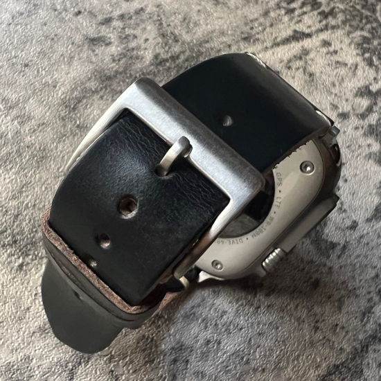 MP2L Horween Leather Band Soft ブラック（ステンレススチールラグ）