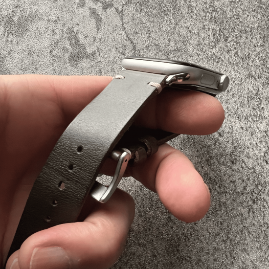 MP2L Horween Leather Band Soft ダークブラウン（チタニウムラグ）