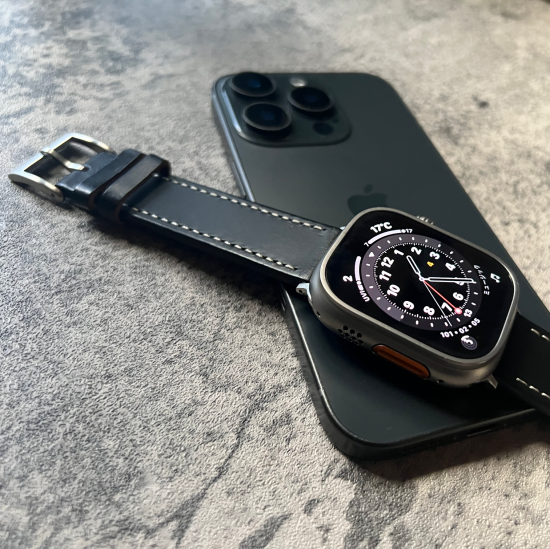 MP2L Horween Leather Band Stitch ブラック／ホワイトステッチ（チタニウムラグ）