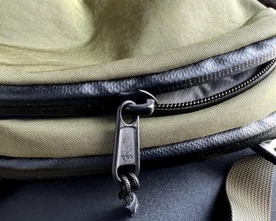 【次回入荷時期未定】MinZ Phone Pack TOUGH フォレストグリーン