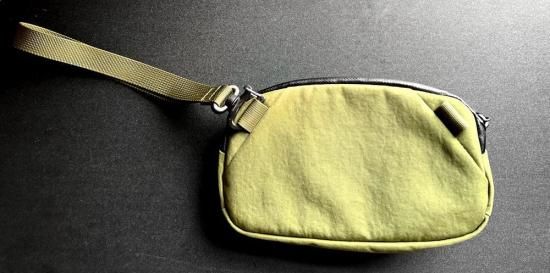 【次回入荷時期未定】MinZ Phone Pack TOUGH フォレストグリーン