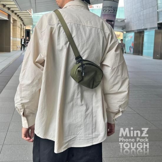 【次回入荷時期未定】MinZ Phone Pack TOUGH フォレストグリーン
