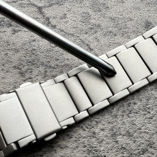 MinZ Titanium Band Pro for Apple Watch ナチュラルチタニウム 49mm/46mm