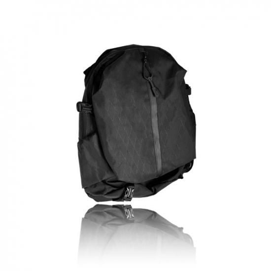 MinZ air Pack for MacBook & Apple Devices ブラックジップタグ