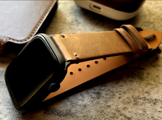 MinZ Horween Leather Band エイジングブラウンレザー（ブラック金具）