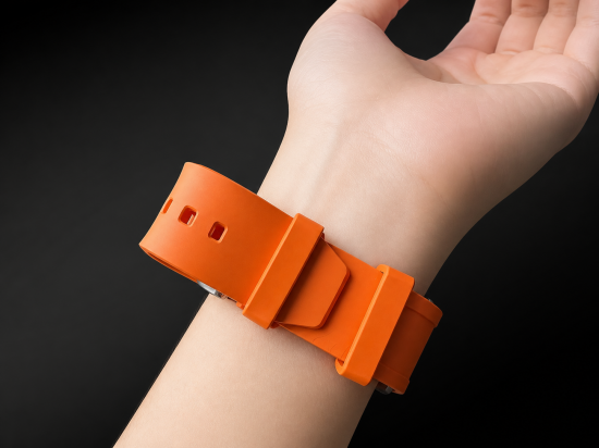 MinZ FKM mono Sport Band インターナショナルオレンジ（シルバー金具）49mm/46mm