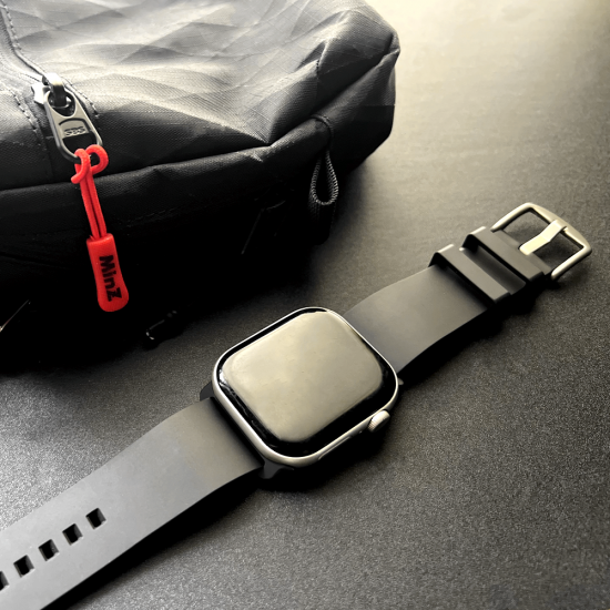 MinZ FKM mono TITANIUM ブラックラグ 49mm/46mm