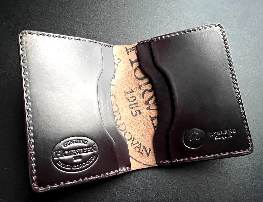 Bugs Mouran Card Wallet Cordovan detail